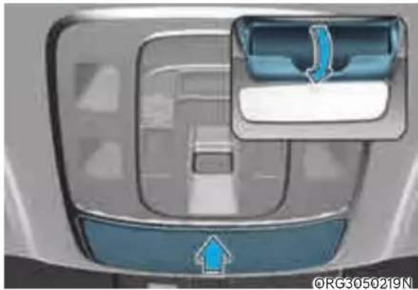 Genesis G80 (2021) - Sunglass Holder - 1
