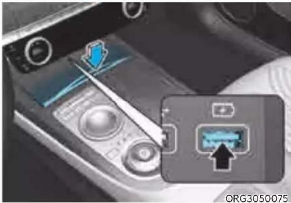 Genesis G80 (2021) - USB Charger - 1