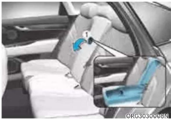 Genesis G80 (2021) - Armrest - 1