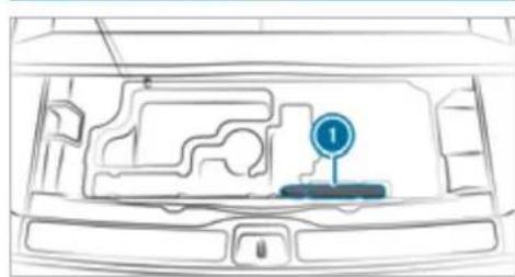 Mercedes-Benz GLS (2021) - A WARNING Risk of an accident when transporting vehicles with Adaptive Damping System PLUS - 2