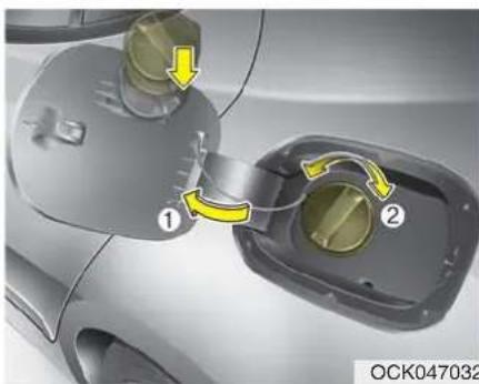 KIA Stinger (2021) - Opening the fuel filler door - 2