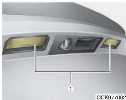 KIA Stinger (2021) - Back-up lamp bulb replacement - 5