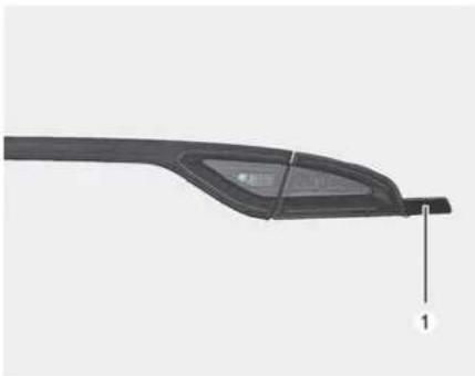 KIA Stinger (2021) - WARNING - Halogen bulbs - 4
