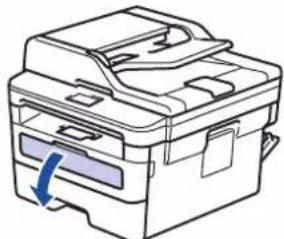 BROTHER MFC-B7715DW - Do slotu k ručnímu podávání vložte silný papír papír a štítky a tiskněte na ně - 2
