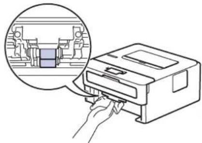 BROTHER HL-B2080DW - Čištění válečků k zavádění papíru - 3