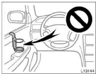 TOYOTA Camry (1999) - CAUTION - 2
