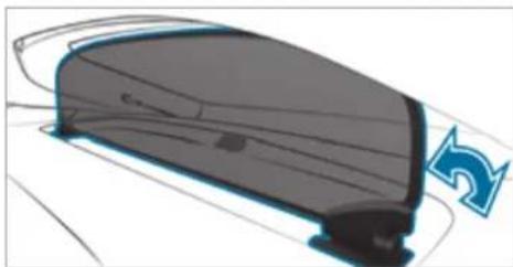Mercedes-Benz AMG GT (2020) - Folding up or down the sun blind for the rear window - 1