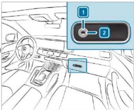 Mercedes-Benz GLS (2019) - Locking/unlocking the glove compartment - 1