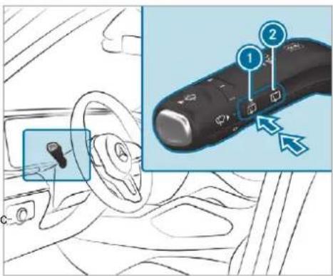 Mercedes-Benz GLS (2019) - Switching the rear window wiper on/off - 1