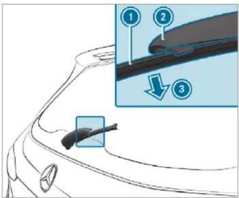 Mercedes-Benz GLS (2019) - Replacing the rear window wiper blade - 1