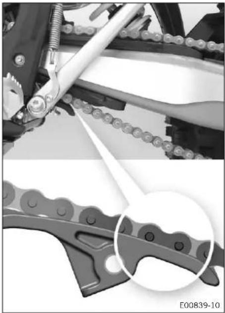 KTM 300 EXC (2020) - SERVICE WORK ON THE CHASSIS - 1