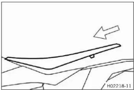KTM 300 EXC (2020) - Mounting the seat - 1