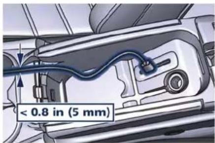 Maserati Granturismo (2019) - MultimediaPortsandPhone HousingCompartment - 2
