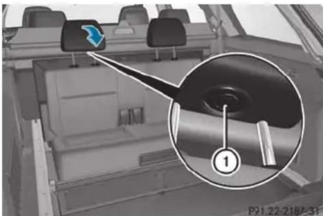 Mercedes-Benz E-Class Sedan (2011) - installing and removing the seat cushion - 4