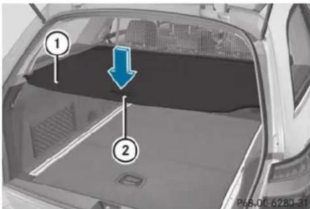 Mercedes-Benz E-Class Sedan (2011) - Extending and retracting the cargo compartment cover - 2