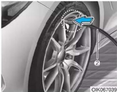 Genesis G70 (2020) - Using the Tire Mobility Kit - 2