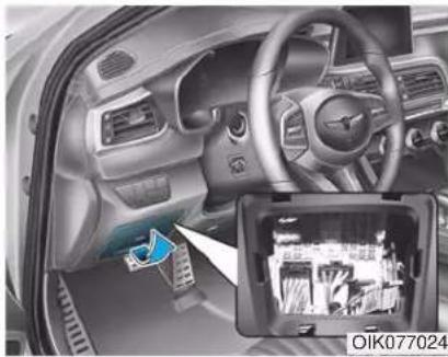 Genesis G70 (2020) - Instrument Panel Fuse Replacement - 1
