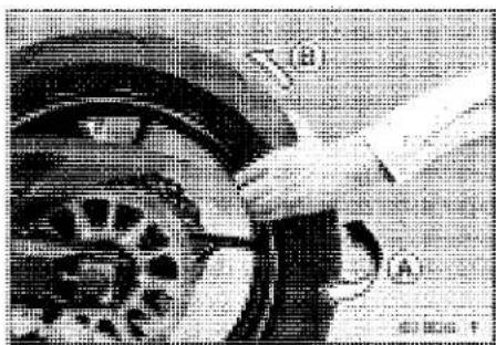 KAWASAKI Z900 (2016) - Wheel Bearing Damage Inspection - 2