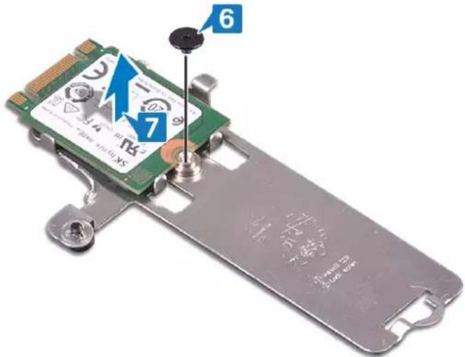 DELL Inspiron 5593 - Procedure to remove the M.2 2230 solid-state drive - 2