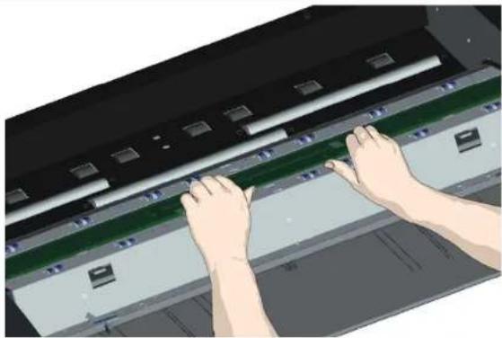 Contex IQ Quattro 44 MFP2GO - Detaching the glass plate – the glass plate edge upwards - 2