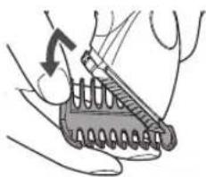 PANASONIC ER-HGP74 - ▶Removing the attachment - 1