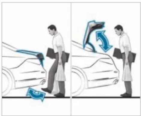 Mercedes-Benz S-Class (2022) - WARNING Risk of becoming trapped despite reversing function - 1