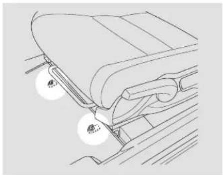 Honda Civic GX (2008) - Cleaning the Seat Belts, Floor Mats - 1