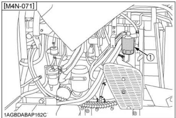 KUBOTA M5N-111HDCC12 - ■Replacing Fuel Filter - 1