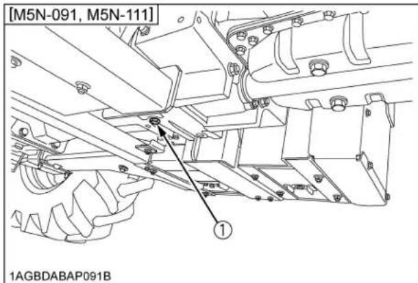 KUBOTA M5N-111HDCC12 - ■Draining Clutch Housing Water - 2