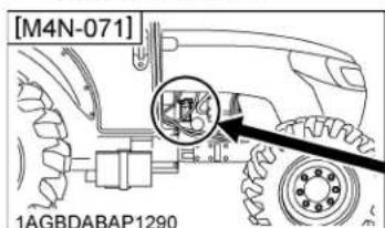 KUBOTA M5N-111HDCC12 - ■ Checking Water Separator - 2