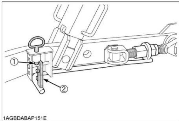 KUBOTA M5N-111HDCC12 - ◆Turnbuckle unlocked position - 2