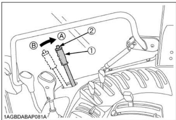 KUBOTA M5N-111HDCC12 - Make sure the parking brake is set. - 1