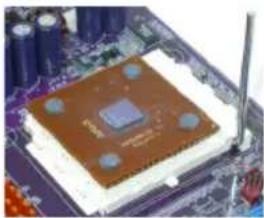 ECS KM400-M2 - CPU Installation Procedure - 1