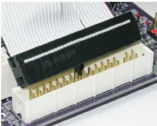 ECS KM400-M2 - FDD1: Floppy Disk Connector - 1