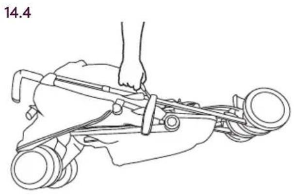 Silver Cross Reflex Aston Martin - Folding the Reflex - 2