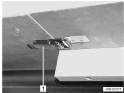 Bürstner Nexxo Van (2014) - Insertable table extension - 2