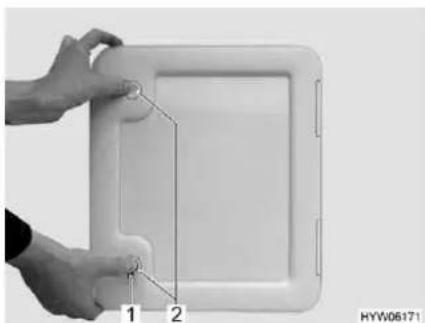 Bürstner Nexxo Van (2014) - Preparing toilet - 2