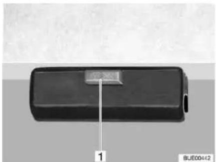 Bürstner Nexxo Van (2014) - Reducing the table size: - 2