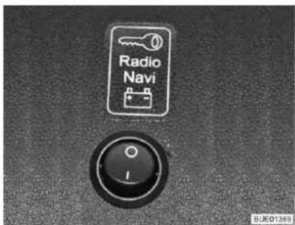 Bürstner Nexxo Van (2014) - Selector switch for radio (special equipment) - 2