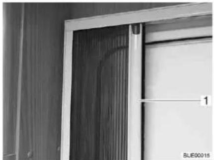 Bürstner Nexxo Van (2014) - Folding insect screen on the conversion door (partially special equipment) - 2