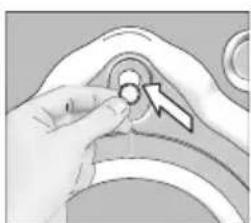 BEKO WRE7511XWW - Removing the transportation locks - 3