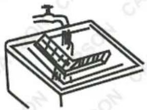 Carson CST9G3P - Cleaning the Lint Filter - 2