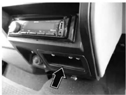 Tata Sumo - Mobile Holder : - 1