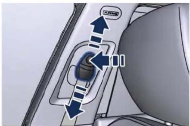 Maserati Quattroporte (2016) - Adjustingtheheightofthefrontseatbelts - 1