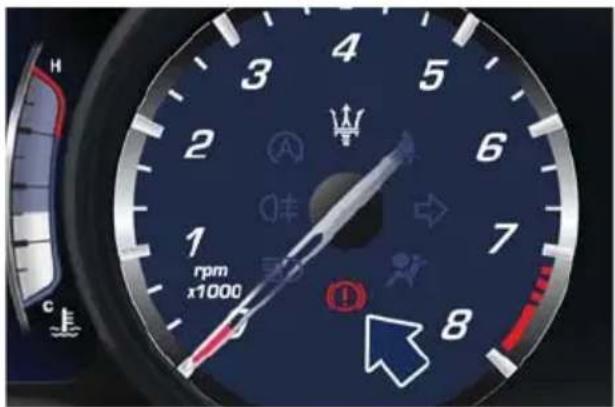 Maserati Quattroporte (2016) - Automaticparkingbrake - 3