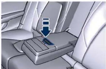 Maserati Quattroporte (2022) - Rear Armrest - 2
