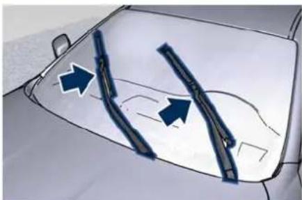 Maserati Quattroporte (2022) - Wipers Blades Maintenance - 1