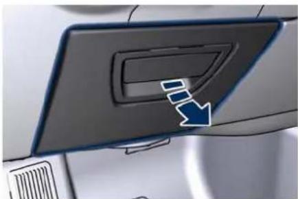 Maserati Quattroporte (2022) - Dashboard Instruments and Controls - 2
