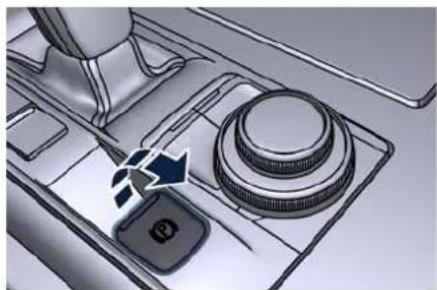 Maserati Quattroporte (2022) - Automatic Transmission Range P (Park) - 1