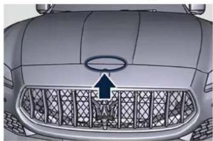Maserati Quattroporte (2022) - Opening - 2